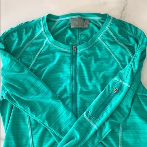 Athleta Green Rashguard